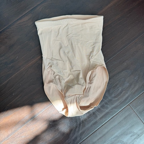 NWT TC Nordstrom Girl Power High Waist Shaping Brief S - Picture 2 of 4